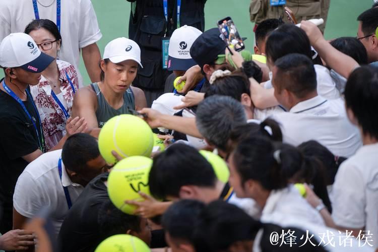 武汉网球公开赛-张帅2-1淘汰纳瓦罗 晋级次轮