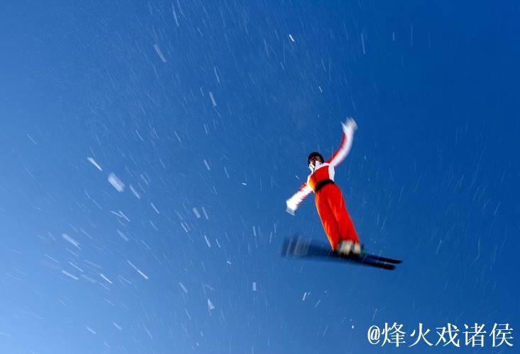 喜获佳绩保持冷静 中国空中技巧队备战米兰